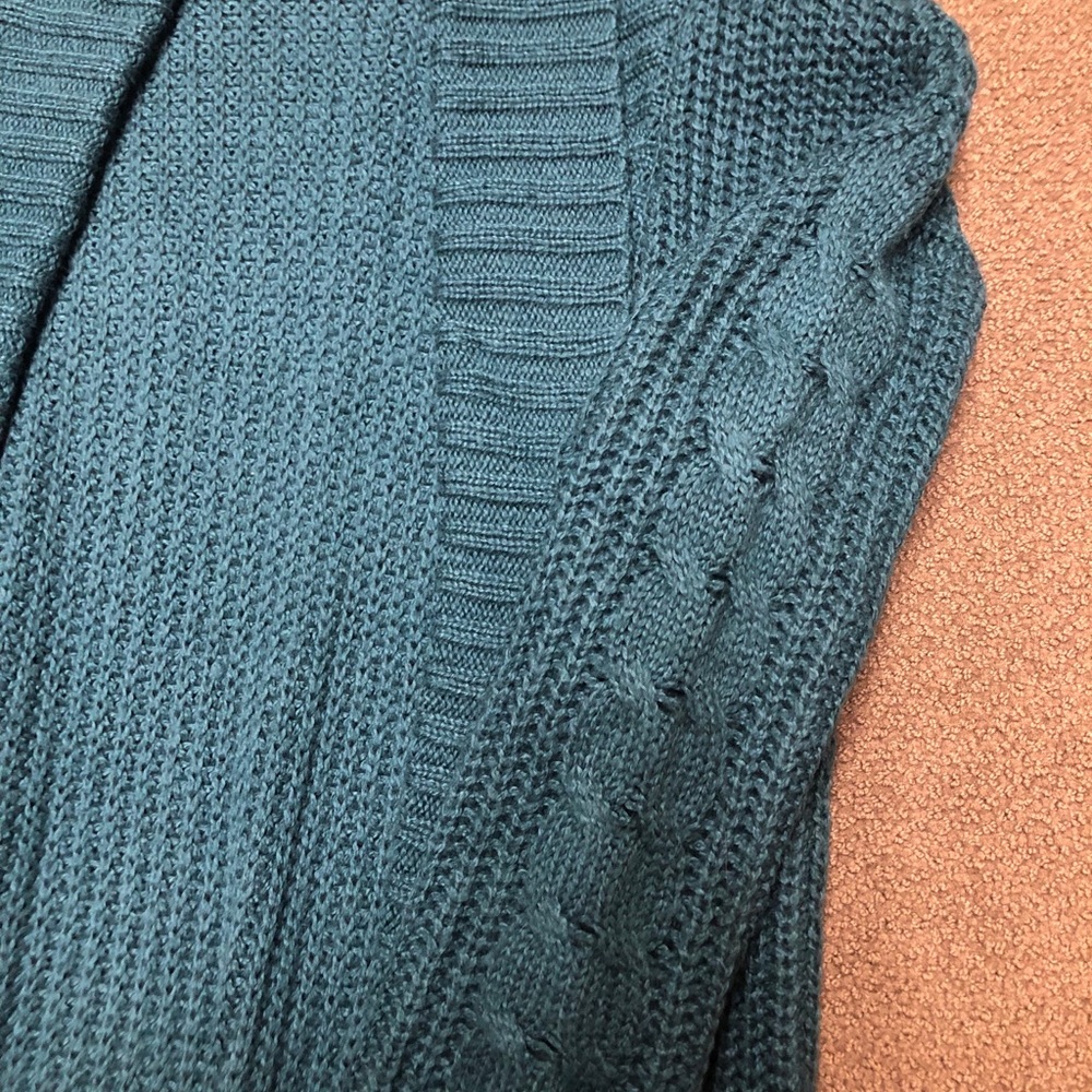 Cardigan - Picture 3 of 3